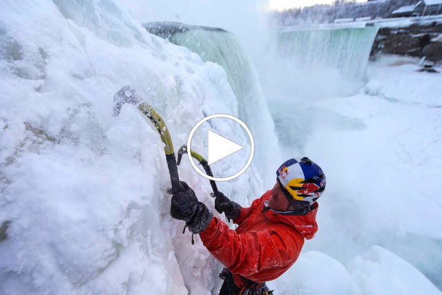 Temerário escala as cataratas do Niagara congeladas