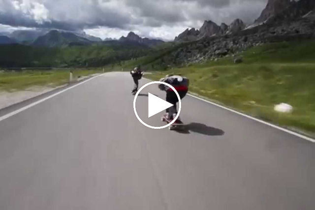 Este vídeo mostra um desafiante downhill de skate nos Alpes