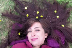 Iranianas protestam contra a estrita lei do hijab publicando fotos com a melena ao vento