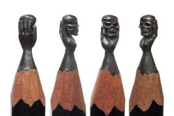 Delicadas esculturas esculpidas na ponta do lápis