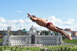 As impressionantes imagens dos saltos ornamentais extremos do Mundial de Natação de Cazã