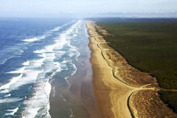 A praia de 150 quilômetros de extensão, na Austrália