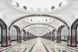 16 fotos de belas estações de metro de Moscou, construídas como propaganda durante a época de Stalin