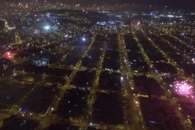 Show de fogos de artifício da virada em Lima, Peru, foi absolutamente lindo