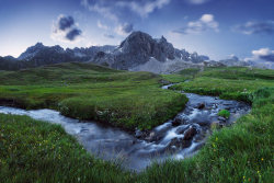 Fotógrafo captura os Alpes da forma mais magnífica