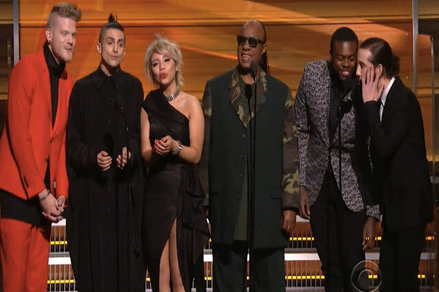 Stevie Wonder junta-se ao Pentatonix para um tributo inesperado no Grammy