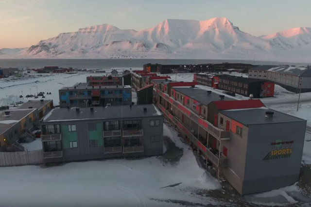 Bem-vindo a Longyearbyen, a cidade mais ao norte da Terra