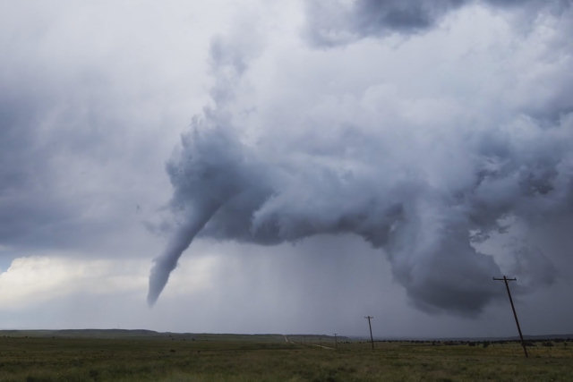 Vorticity: a espetacular formação de tornados em time-lapse a 4K