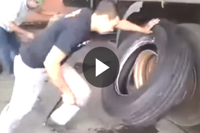 Esse cara troca um pneu de caminhão em um minuto, não pisque!