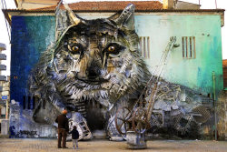 Esculturas animalescas feitas com lixo pelo artista português Bordalo II