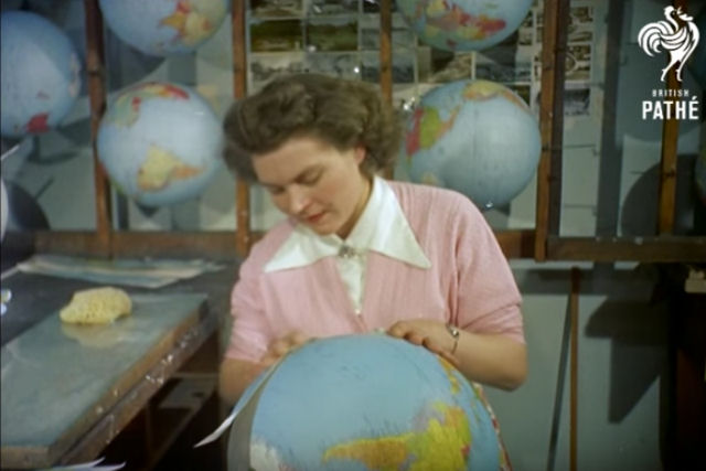 Como os globos terrestres eram feitos na década de 1950
