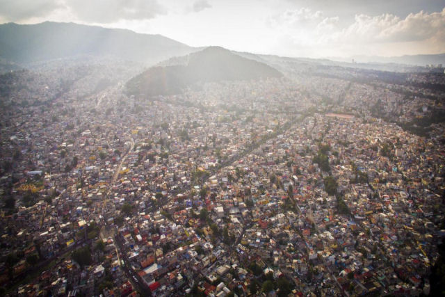 Um drone capturou essas fotos chocantes da desigualdade na maior cidade do México