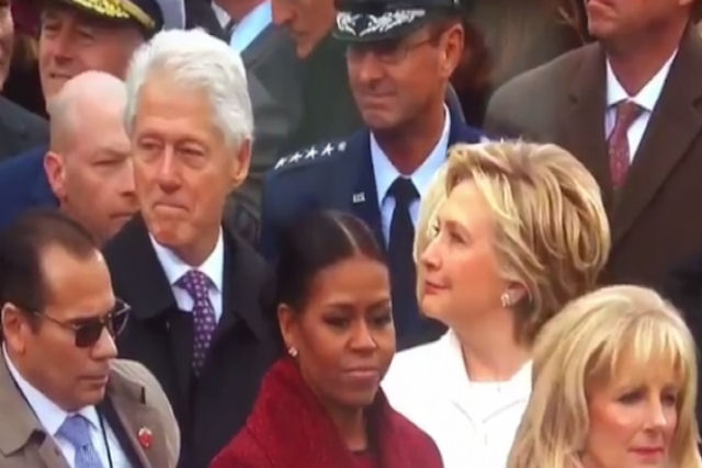 Bill Clinton dedicou uma olhada lasciva a Ivanka Trump?