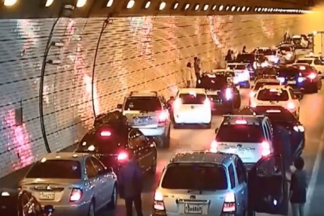 Veja o que fazem se acontece um acidente em um túnel na Coreia do Sul