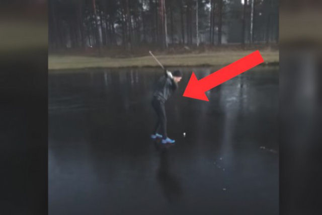 Jogar golfe em um lago congelado não parece um boa ideia