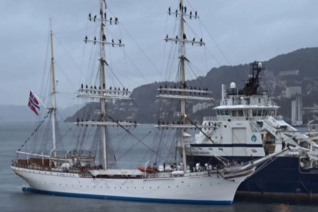 A épica chegada em casa de uma barco norueguês depois de 3 meses cruzando o Atlântico
