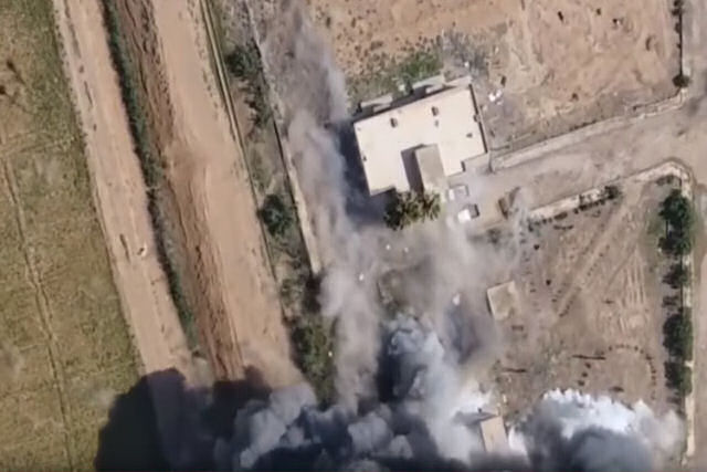 Drone capta o momento da explosão de um carro bomba contra uma base curda na Síria