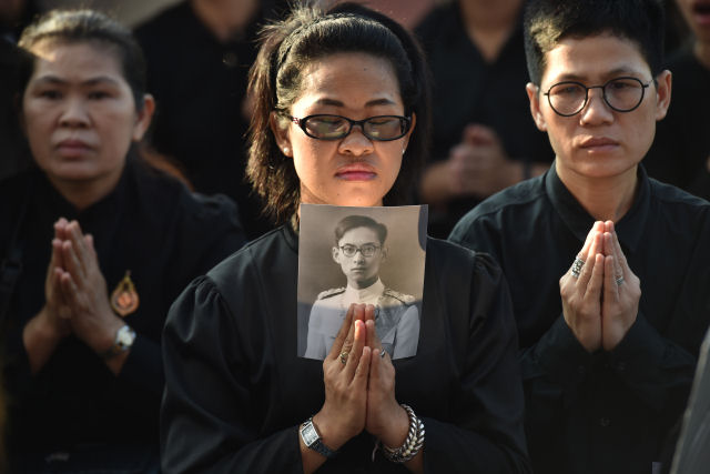 O ostensivo funeral do rei Bhumibol da Tailândia