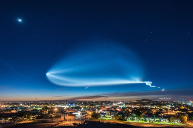 Time-lapse do último lançamento da SpaceX explica por que tantas pessoas pensaram que era uma nave alienígena