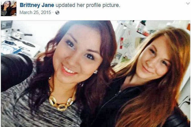 Esta selfie postada no Facebook momentos antes de um assassinato resolveu o crime 