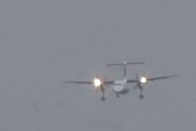 Um minuto e meio de terror: a aterrissagem de um pequeno bimotor com ventos de 110 km/h