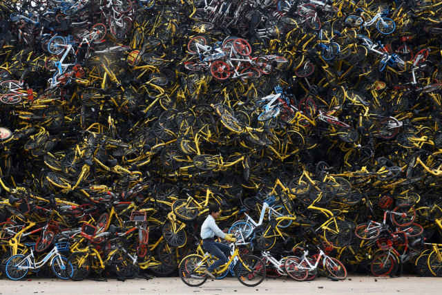 A bagunça a ceú aberto das bicicletas de aluguel chinesas é ainda pior do que mostramos