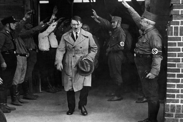 No, Hitler no fugiu para o Pantanal: o primeiro estudo de seus restos confirma que morreu no bunker em 1945