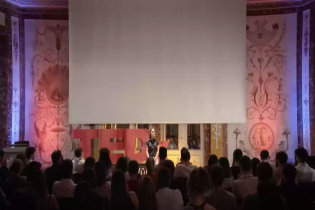 TEDx deleta uma conferncia em que a palestrante defendia a pedofilia como orientao sexual natural