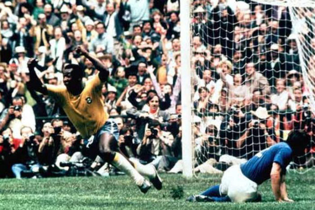 De Pel a Gordon Banks: Dois gols do sculo que no existiram e uma parada que sim