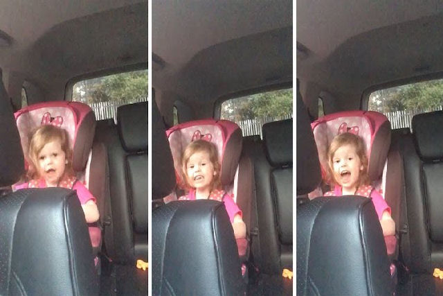 Adorável garotinha de três anos canta «Bohemian Rhapsody» sempre que vai dar uma volta de carro
