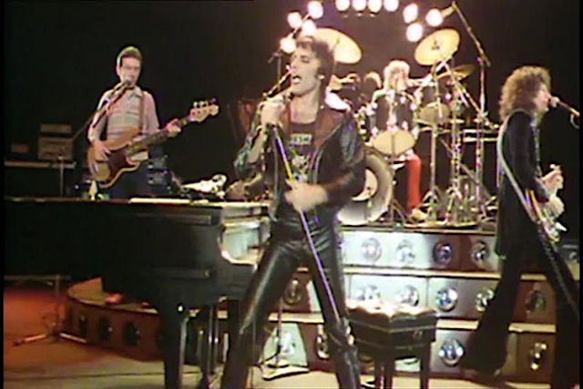 Um brilhante vdeo do Queen in Concert em vrios shows durante a dcada de 1970