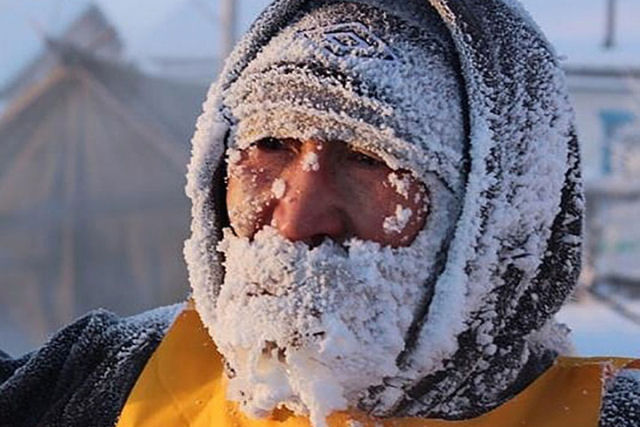 Corredores competem na corrida mais fria do mundo a -52 graus Celsius