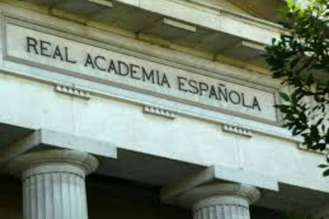 A ferina resposta da Academia Espanhola a uma tuiteira problematizadora