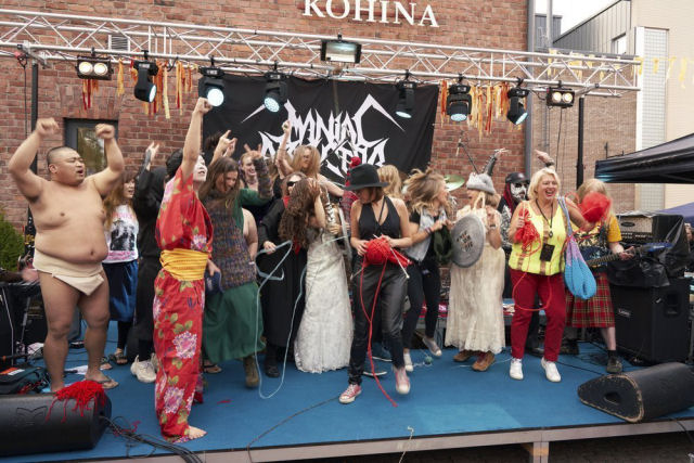Finlndia celebra o primeiro campeonato de tric de heavy metal do mundo