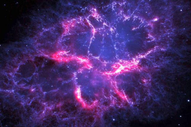 21 Nebulosas descobertas pela NASA, cujas formas e cores parecem irreais
