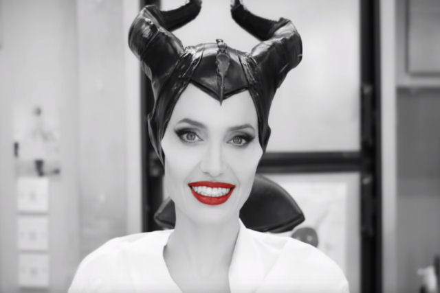 A transformao de Angelina Jolie em Malvola em um time-lapse de 1 minuto