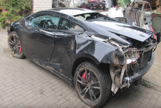 A incrvel restaurao de um Lamborghini Gallardo totalmente destrudo pelo 'ressuscitador de carros'