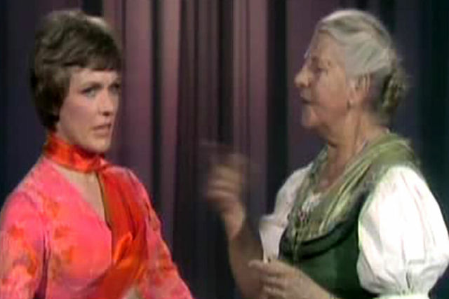 O dia em que Maria von Trapp ensinou Julie Andrews a cantar o iodelei