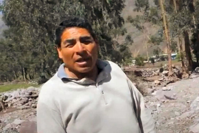 Prefeito peruano se fingiu de morto para no ser detido por violar o toque de recolher e ir beber