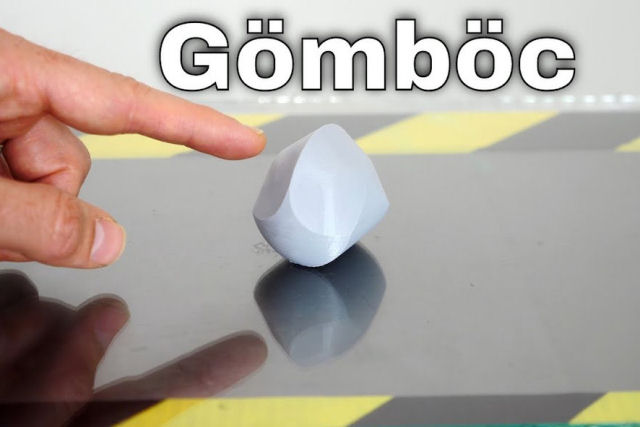 Gömböc, uma forma notável que se corrige automaticamente com apenas dois pontos de equilíbrio