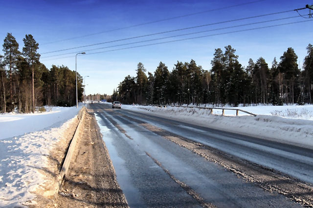 Por que na Finlândia há multas por excesso de velocidade de mais de 100.000 euros?