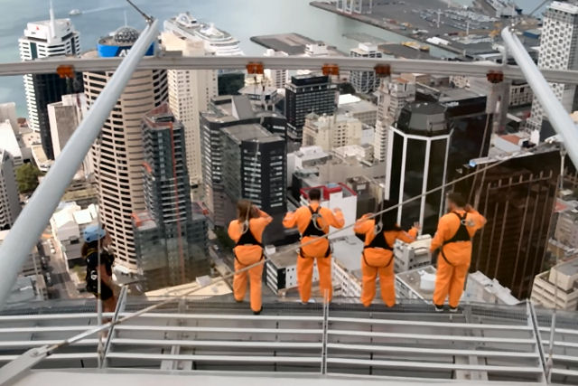 SkyWalk: um passeio à borda do vazio a 192 metros de altura, na Nova Zelândia
