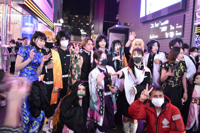 Supostamente o Halloween seria virtual em Tóquio, mas não foi