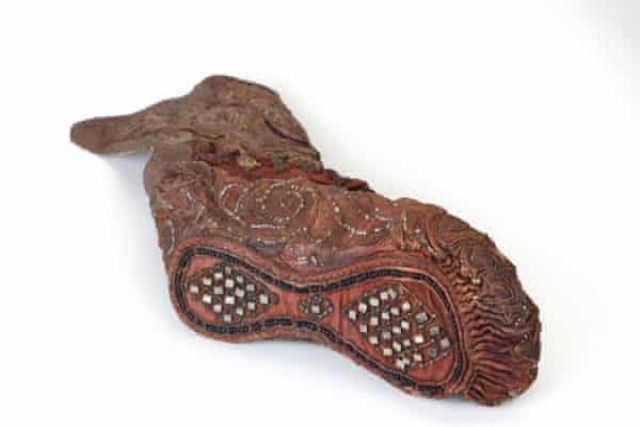 Esta requintada bota feminina de 2300 anos do povo cita foi preservada no permafrost das montanhas Altai