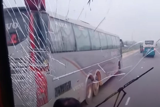 Depois de ver estes vídeos você jamais quererá andar de ônibus em Bangladesh