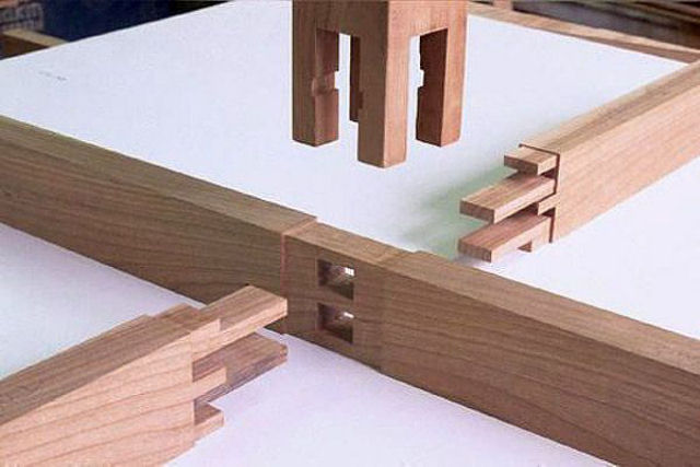 Esta compilação de juntas de madeira da tradicional carpintaria japonesa é altamente satisfatória