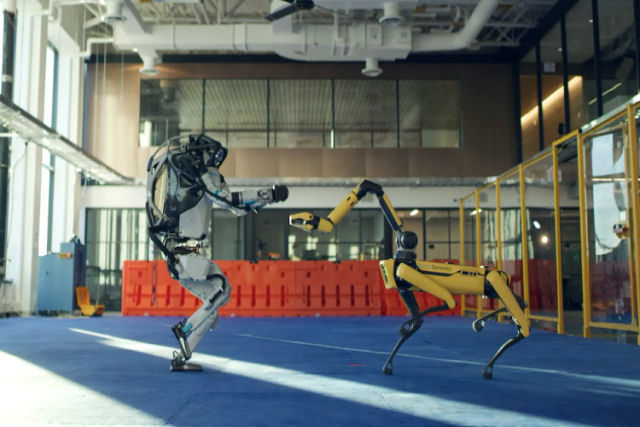 A dominação do mundo pode esperar: robôs da Boston Dynamics decidiram dançar