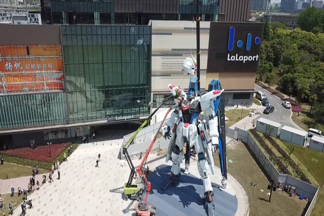 China finaliza sua própria e espetacular estátua de Gundam em tamanho real