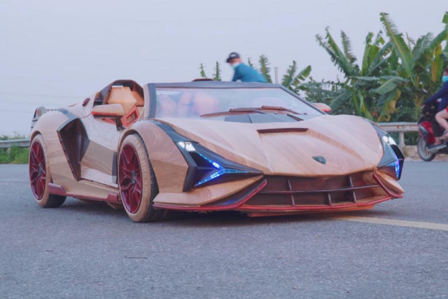 Vietnamita constrói Lamborghini Sian Roadster de madeira para seu filho
