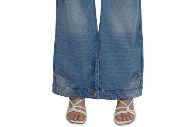 Empresa de moda chinesa apresenta uma calça jeans com duas cinturas